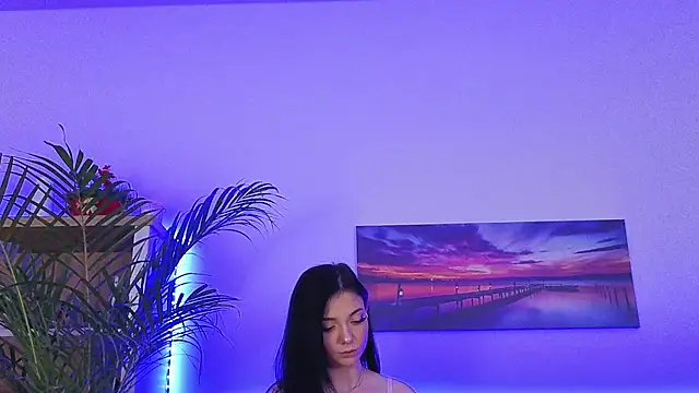 AveryWillow online show from February 1, 2026, 5:44 pm