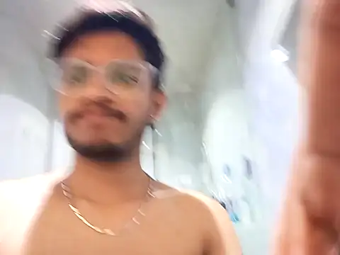 Snapshot of skinnyyyyyyyyy chatting on January 25, 2025, 3:40 am skinnyyyyyyyyy online show from January 25, 2025, 3:40 am