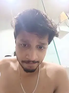 skinnyyyyyyyyy online show from May 26, 2026, 3:24 am