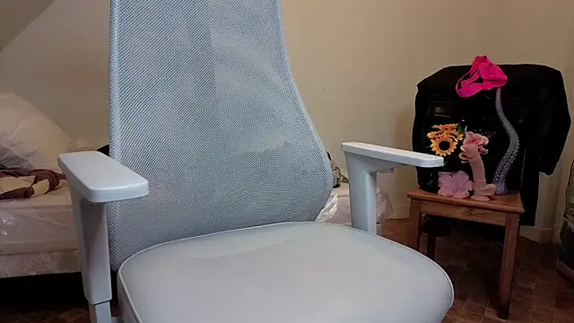 SteveStiffbone online show from October 28, 2025, 6:10 pm