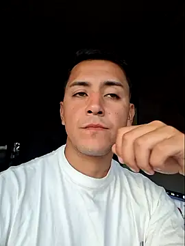 Snapshot of Martinhub-69 chatting on November 9, 2025, 10:41 pm Martinhub-69 online show from November 9, 2025, 10:41 pm