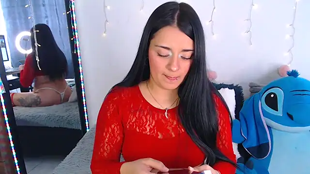 Snapshot of Samanta_james19 chatting on May 12, 2026, 5:43 pm Samanta james19 online show from May 12, 2026, 5:43 pm