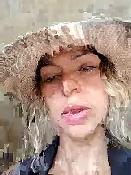 Snapshot of Karolgood3 chatting on June 29, 2026, 7:36 pm Karolgood3 online show from June 29, 2026, 7:36 pm