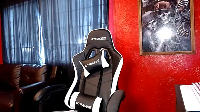 daddy girl88 online show from October 1, 2025, 4:57 pm