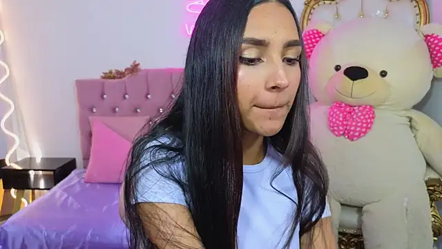 Snapshot of Jazmin_tay chatting on January 25, 2025, 7:28 pm Jazmin tay online show from January 25, 2025, 7:28 pm