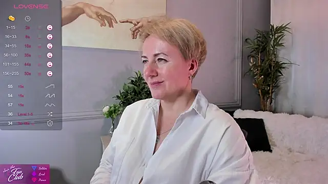 Snapshot of Nika_Smit chatting on January 26, 2025, 11:17 am Nika Smit online show from January 26, 2025, 11:17 am