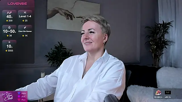 Snapshot of Nika_Smit chatting on February 22, 2025, 11:24 am Nika Smit online show from February 22, 2025, 11:24 am