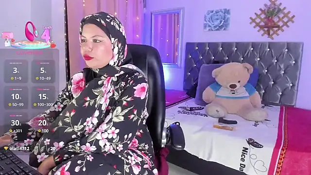 ShairaAwada online show from March 13, 2025, 3:50 pm