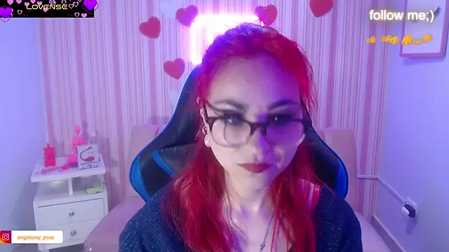 Snapshot of abril_ch_ chatting on March 4, 2025, 10:46 am abril ch online show from March 4, 2025, 10:46 am