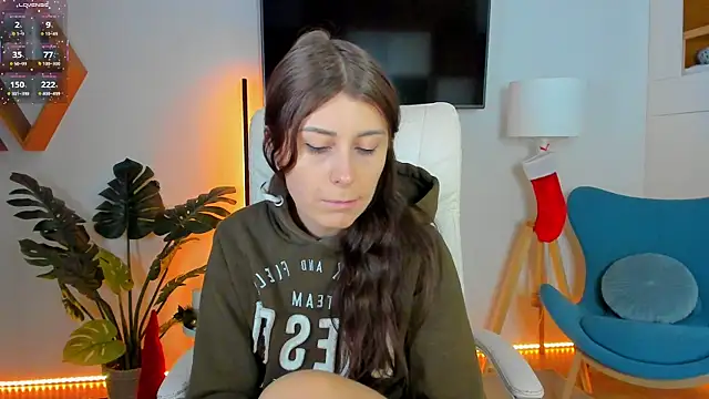 Hailey Green online show from December 22, 2025, 9:56 pm