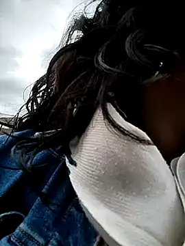 NATHALIA-28  online show from February 21, 2025, 4:26 pm