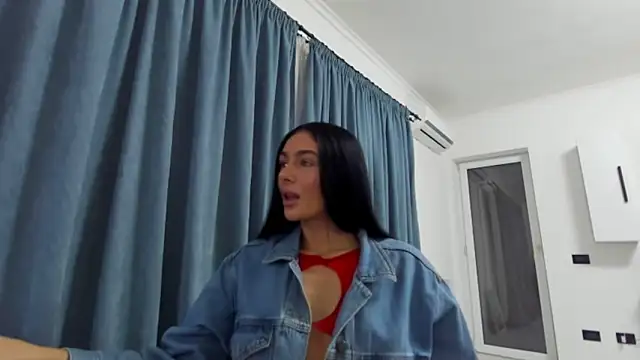 Snapshot of IvyKaelani chatting on December 20, 2024, 2:38 pm IvyKaelani online show from December 20, 2024, 2:38 pm