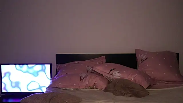 IvyKaelani online show from February 11, 2026, 2:55 pm