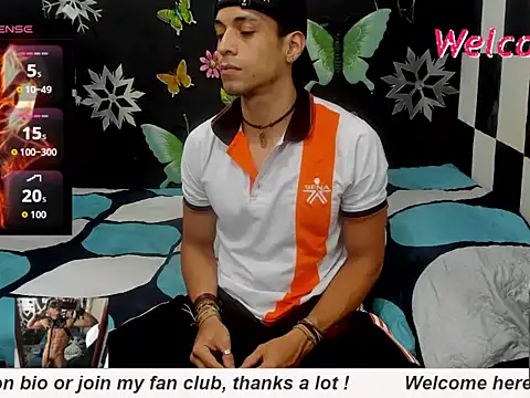 MikeRose94 online show from October 20, 2025, 10:43 pm