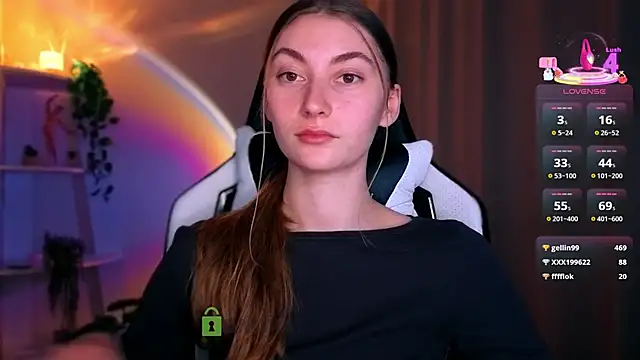 lady curls online show from March 11, 2026, 11:22 pm