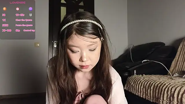 hoshina sayeri online show from May 1, 2026, 5:28 pm