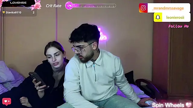 MrAndMrsSavage online show from February 6, 2025, 6:02 pm