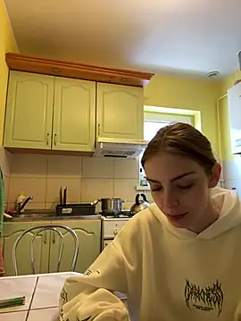 MrAndMrsSavage online show from February 16, 2025, 2:10 pm