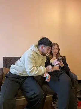 MrAndMrsSavage online show from February 26, 2025, 2:36 pm