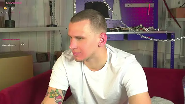 Snapshot of vance_rulez chatting on February 28, 2025, 1:47 pm vance rulez online show from February 28, 2025, 1:47 pm