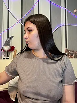 Jadelli online show from February 20, 2025, 7:52 pm