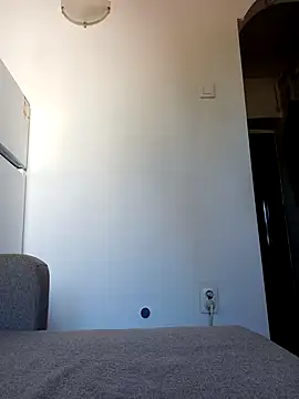 Virgin Pussy Love online show from September 16, 2025, 9:21 am