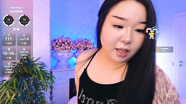 Snapshot of mei_honey_ chatting on March 6, 2025, 3:13 pm mei honey online show from March 6, 2025, 3:13 pm