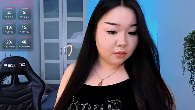 Snapshot of mei_honey_ chatting on March 8, 2025, 2:30 pm mei honey online show from March 8, 2025, 2:30 pm