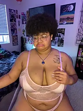 Snapshot of Ectorius chatting on March 19, 2025, 12:15 am Ectorius online show from March 19, 2025, 12:15 am