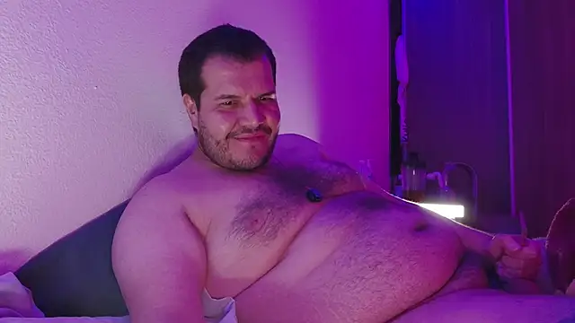 Snapshot of bearcloudcomputa chatting on December 2, 2025, 11:04 am bearcloudcomputa online show from December 2, 2025, 11:04 am