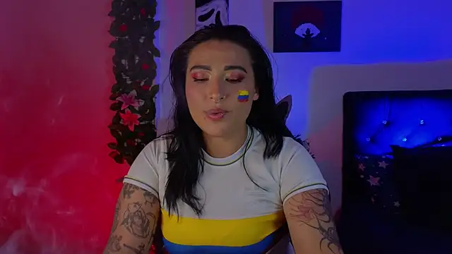 Pauilina online show from June 24, 2026, 4:22 am