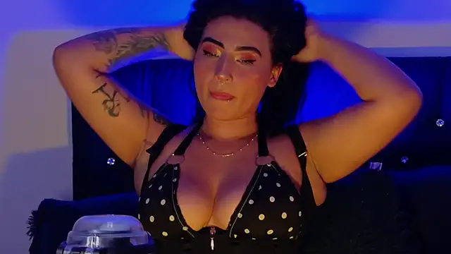 Pauilina online show from June 29, 2026, 5:35 am