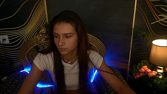 Snapshot of ValeryRoyale chatting on December 20, 2024, 1:54 pm ValeryRoyale online show from December 20, 2024, 1:54 pm