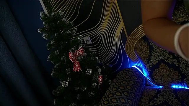 Snapshot of ValeryRoyale chatting on January 4, 2025, 12:05 pm ValeryRoyale online show from January 4, 2025, 12:05 pm