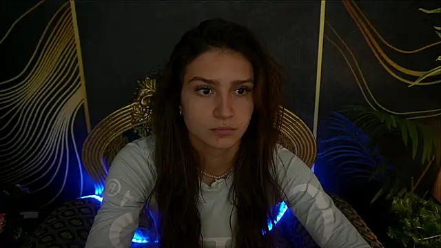 Snapshot of ValeryRoyale chatting on January 8, 2025, 2:25 pm ValeryRoyale online show from January 8, 2025, 2:25 pm