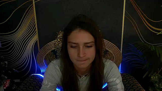 Snapshot of ValeryRoyale chatting on January 8, 2025, 5:26 pm ValeryRoyale online show from January 8, 2025, 5:26 pm