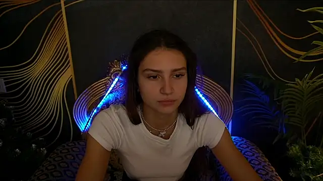 Snapshot of ValeryRoyale chatting on January 19, 2025, 9:22 am ValeryRoyale online show from January 19, 2025, 9:22 am