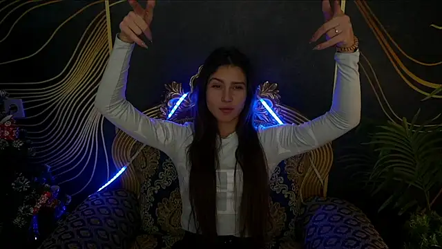 Snapshot of ValeryRoyale chatting on February 4, 2025, 8:56 am ValeryRoyale online show from February 4, 2025, 8:56 am