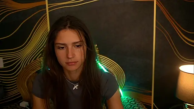 Snapshot of ValeryRoyale chatting on March 8, 2025, 8:55 am ValeryRoyale online show from March 8, 2025, 8:55 am