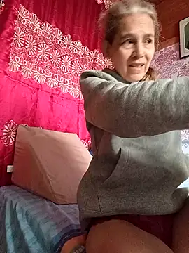 Snapshot of NanitaFun chatting on March 31, 2026, 3:01 pm NanitaFun online show from March 31, 2026, 3:01 pm
