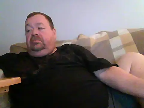Snapshot of hitman_35 chatting on April 14, 2026, 3:34 am hitman 35 online show from April 14, 2026, 3:34 am