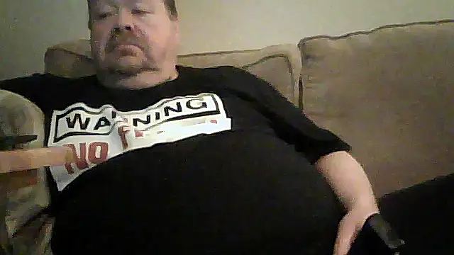 Snapshot of hitman_35 chatting on May 4, 2026, 4:30 am hitman 35 online show from May 4, 2026, 4:30 am