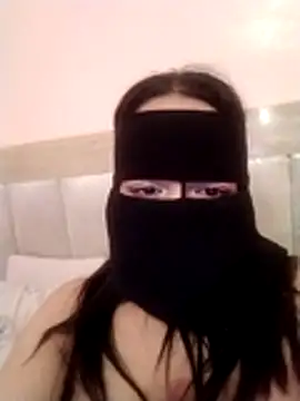 nadya-74 online show from December 5, 2025, 8:27 pm