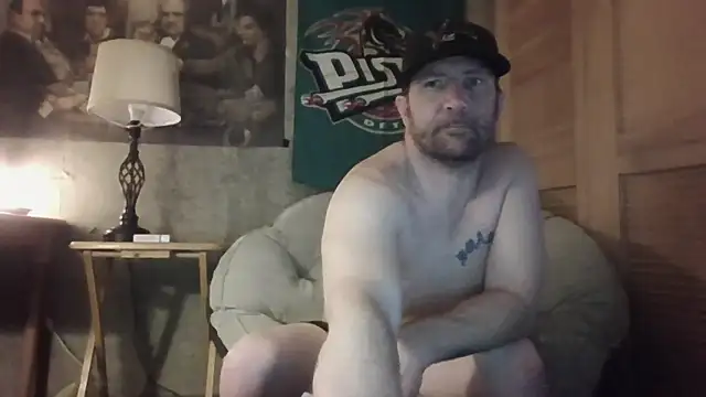 Snapshot of Edward_LongCock chatting on June 5, 2026, 3:13 am Edward LongCock online show from June 5, 2026, 3:13 am