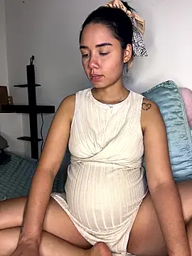  Luana online show from January 17, 2026, 3:11 am