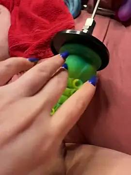 Snapshot of luisa1 chatting on March 11, 2025, 8:20 pm luisa1 online show from March 11, 2025, 8:20 pm