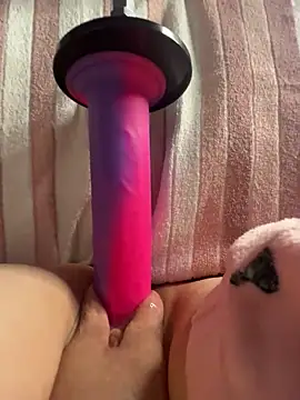 Snapshot of luisa1 chatting on November 11, 2025, 7:58 pm luisa1 online show from November 11, 2025, 7:58 pm