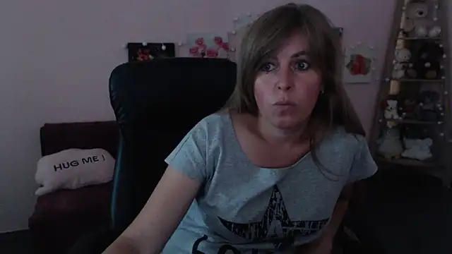 Snapshot of Hot_Milady chatting on June 26, 2026, 7:13 am Hot Milady online show from June 26, 2026, 7:13 am