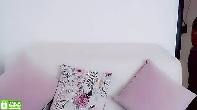 Snapshot of mariana_katto chatting on January 18, 2025, 6:32 pm mariana katto online show from January 18, 2025, 6:32 pm