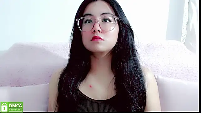 Snapshot of mariana_katto chatting on November 14, 2025, 7:45 pm mariana katto online show from November 14, 2025, 7:45 pm